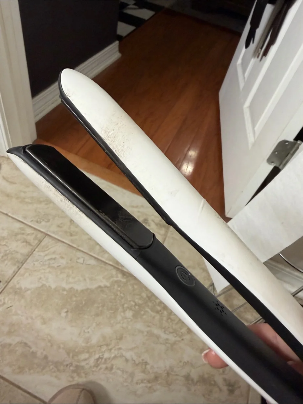 ghd White and Black Flat Iron Hair Straightener